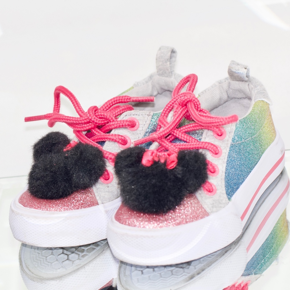 Batel's Mini Mouse Shoes - Picture 4 of 7